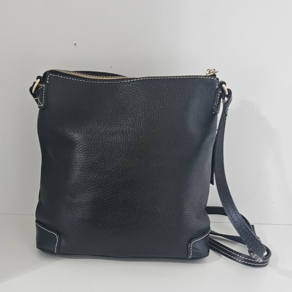 Like!New!Dooney and bourke Black Pebbled Leather Crossbody Bag - Picture 4 of 12
